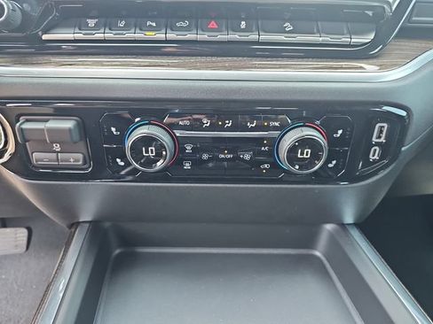 Used 2026 Chevrolet Silverado 2500 LT w/ Trail Boss Package AWD/4WD image 28