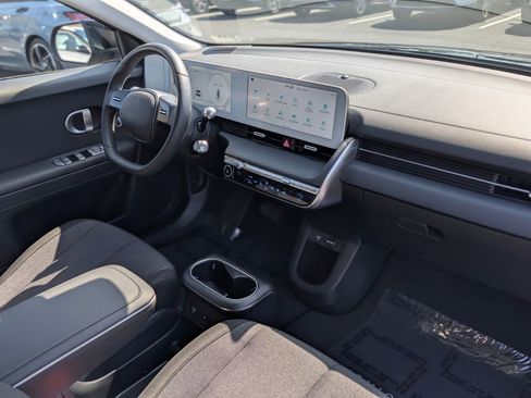 Certified 2024 Hyundai Ioniq 5 SEL RWD image 9