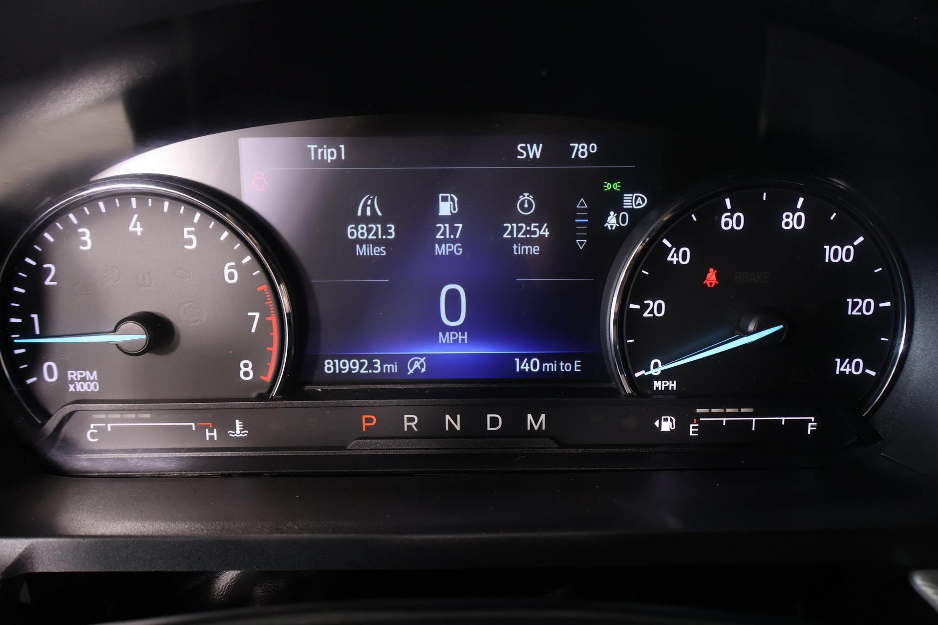Used 2020 Ford Explorer XLT w/ Equipment Group 202A AWD/4WD image 4