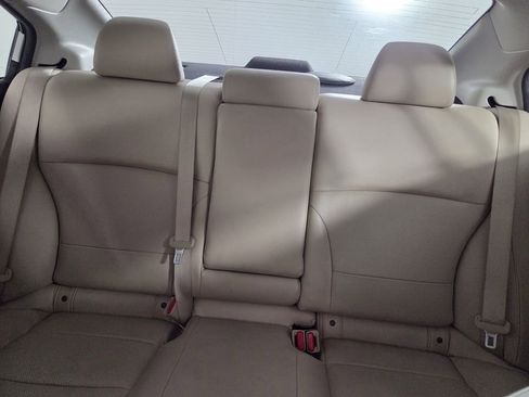 Used 2015 Subaru Legacy 2.5i Limited image 33
