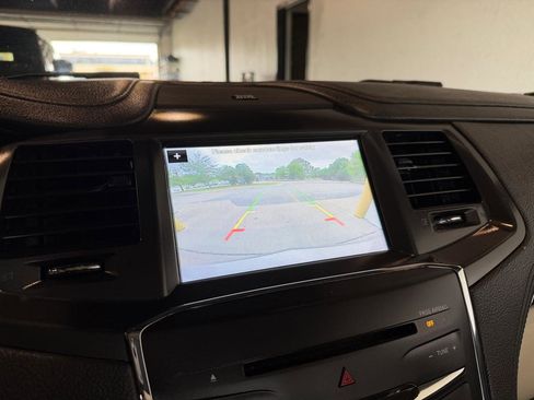 Used 2016 Lincoln MKS AWD w/ Equipment Group 201A image 18