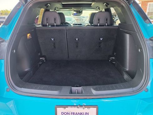 Used 2021 Chevrolet TrailBlazer RS w/ Sun and Liftgate Package AWD/4WD image 9