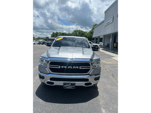 Used 2019 RAM 1500 Big Horn RWD image 4