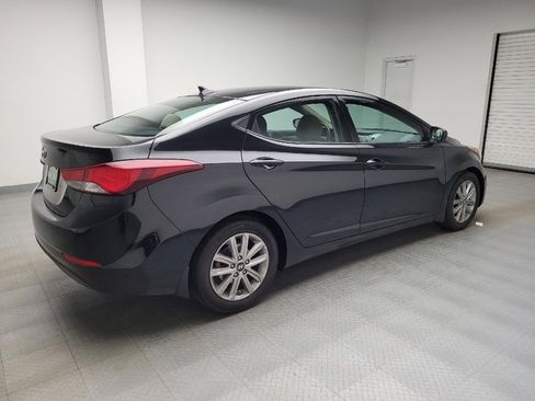 Used 2016 Hyundai Elantra SE w/ Option Group 02 FWD image 10