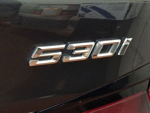 Certified 2022 BMW 530i xDrive w/ Convenience Package image 28