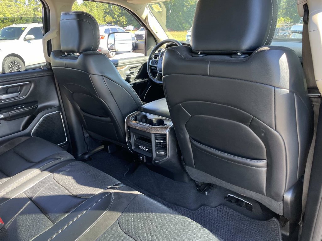 Used 2019 RAM 1500 Laramie AWD/4WD image 28