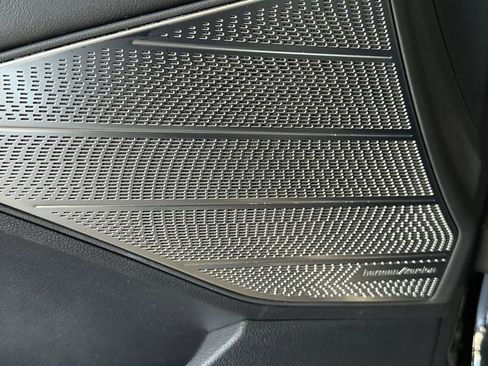 Used 2025 Hyundai Palisade Calligraphy image 13