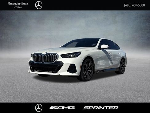 Used 2024 BMW 530i w/ M Sport Package RWD image 1