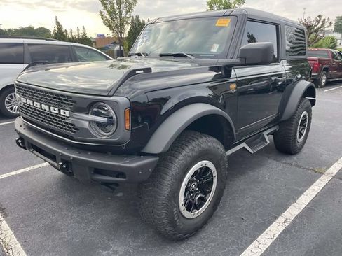 Used 2024 Ford Bronco Badlands w/ Sasquatch Package AWD/4WD image 8