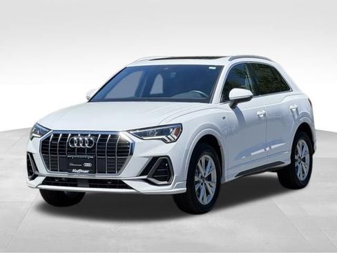 Certified 2025 Audi Q3 2.0T Premium w/ Convenience Package AWD/4WD image 3