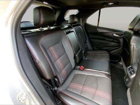 Certified 2022 Chevrolet Equinox RS w/ Infotainment Package FWD image 20
