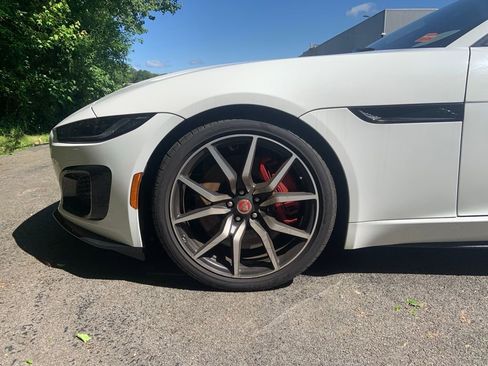 Used 2023 Jaguar F-TYPE R image 25