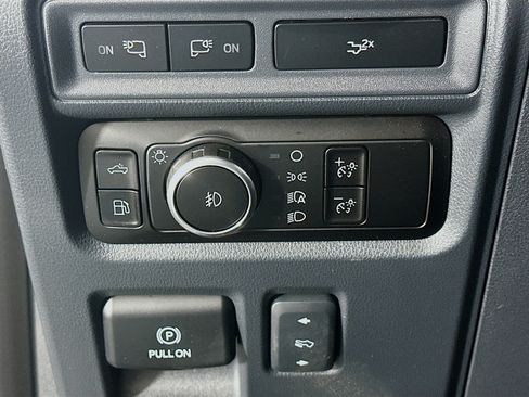 Used 2023 Ford F150 Lariat w/ Equipment Group 502A High AWD/4WD image 17