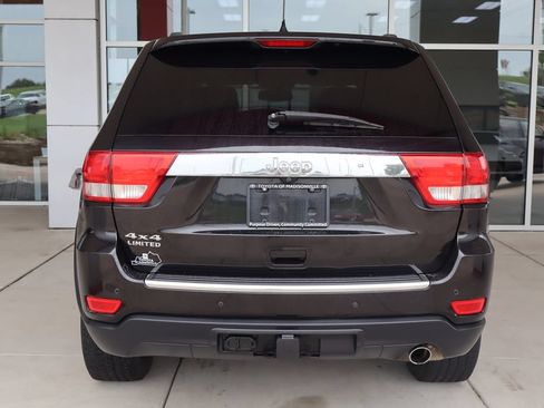 Used 2013 Jeep Grand Cherokee Limited w/ Luxury Group II AWD/4WD image 7