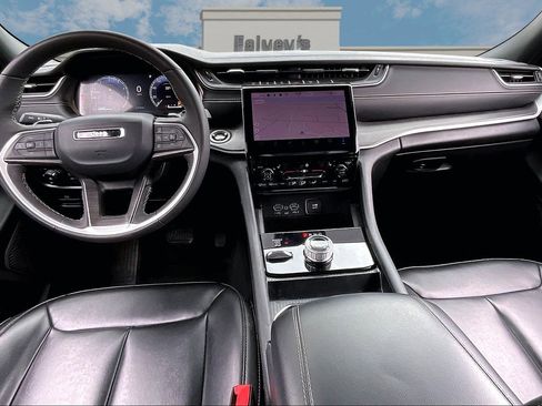 Certified 2025 Jeep Grand Cherokee Limited image 15