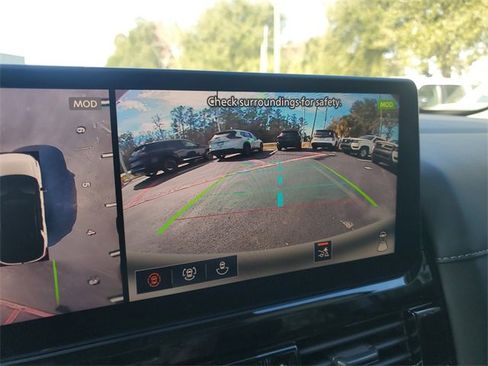 New 2026 Nissan Pathfinder SL image 21