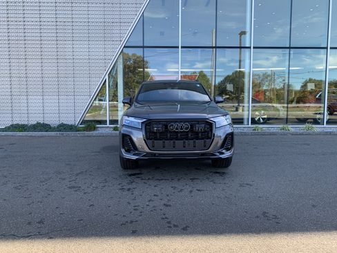 Certified 2025 Audi Q7 2.0T Premium Plus w/ Premium Plus Package image 6