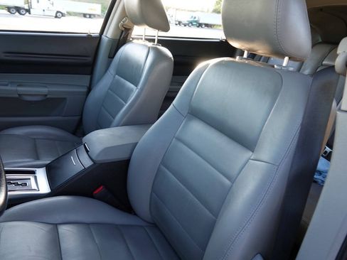 Used 2006 Dodge Magnum R/T w/ Convenience Group II RWD image 57
