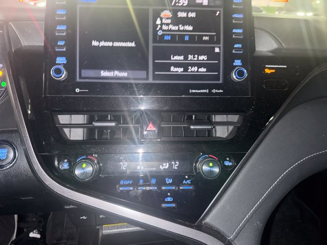 Used 2021 Toyota Camry SE w/ Audio Upgrade Package FWD image 13