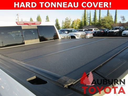 Used 2021 GMC Sierra 1500 AT4 w/ AT4 Value Package image 9