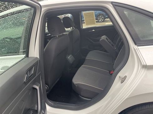 Certified 2025 Volkswagen Jetta Sport image 27