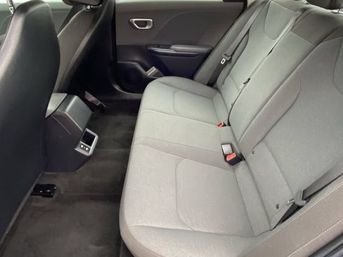 Used 2025 Kia K4 FWD image 20