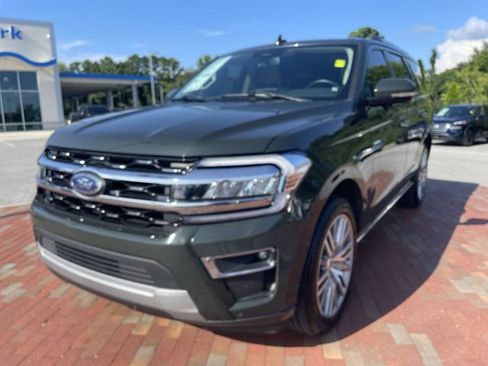 Used 2023 Ford Expedition Limited RWD image 1