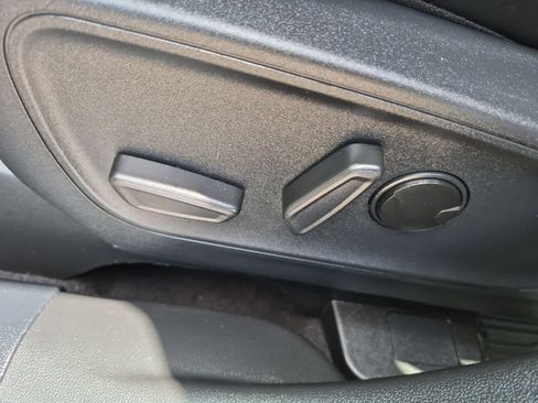 Used 2024 Ford Escape ST-Line w/ Tech Pack #1 AWD/4WD image 17