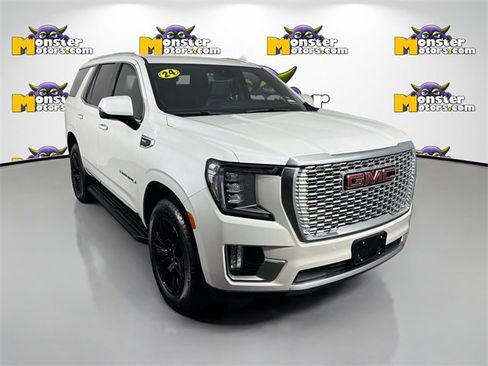 Used 2024 GMC Yukon Denali image 3