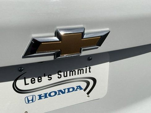Used 2025 Chevrolet Equinox LT FWD image 5