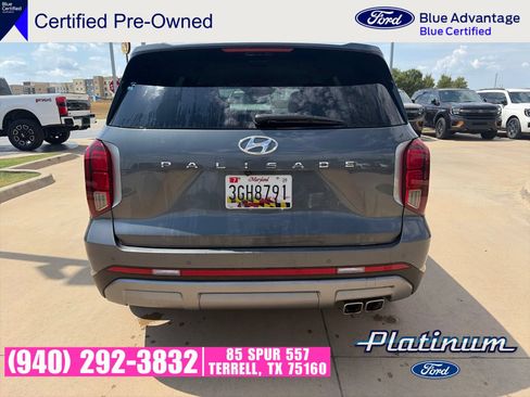 Used 2024 Hyundai Palisade SEL FWD image 6