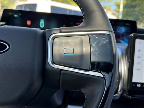 New 2025 Ford Expedition Max Platinum w/ Stealth Performance Package image 23