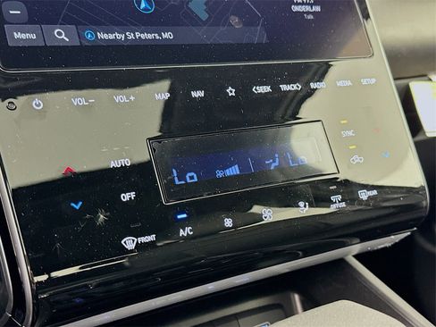 Used 2024 Hyundai Santa Cruz Night image 16