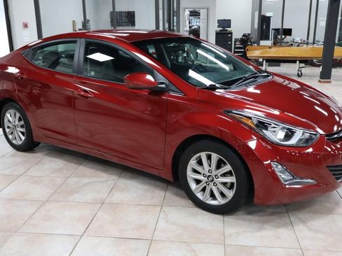 Used 2016 Hyundai Elantra SE w/ Option Group 02 image 7