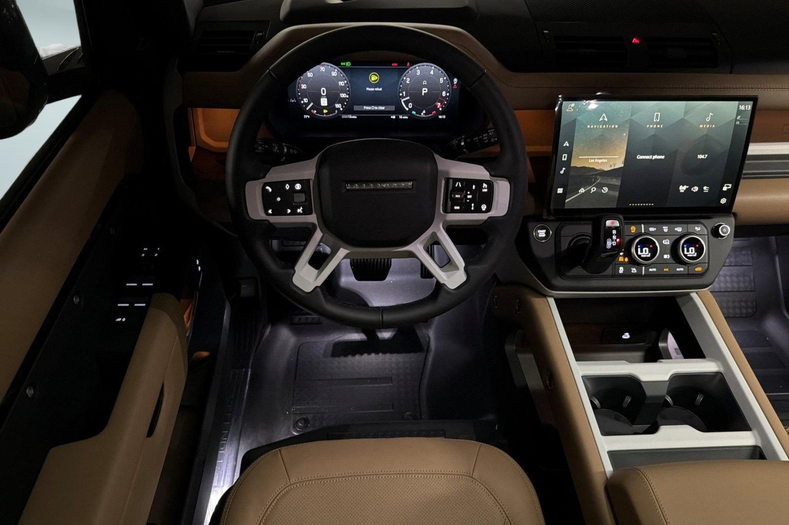 New 2026 Land Rover Defender 110 X-Dynamic SE AWD/4WD image 26