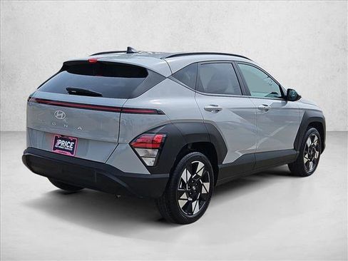 Used 2025 Hyundai Kona SEL image 5