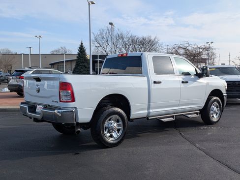 Used 2024 RAM 2500 Tradesman w/ Chrome Appearance Group image 9