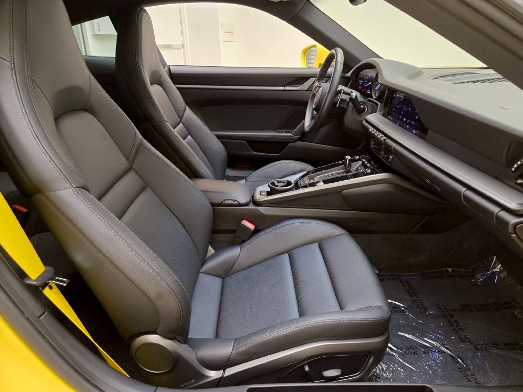 Used 2023 Porsche 911 Carrera RWD image 23