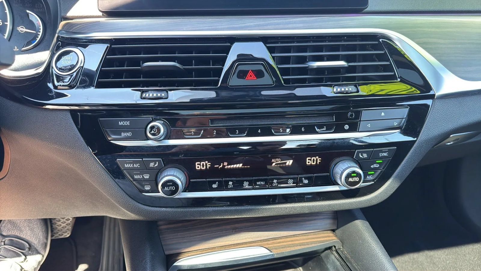 Used 2018 BMW 530i w/ Premium Package RWD image 19