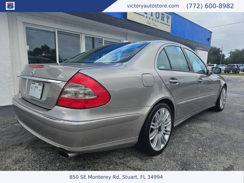 Used 2008 Mercedes-Benz E 350 Sedan image 5