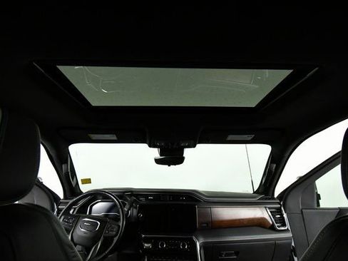 Used 2024 GMC Sierra 3500 Denali Ultimate image 22