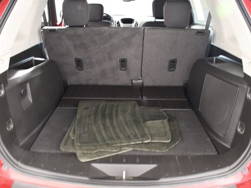 Used 2015 GMC Terrain SLE w/ Convenience Package AWD/4WD image 24