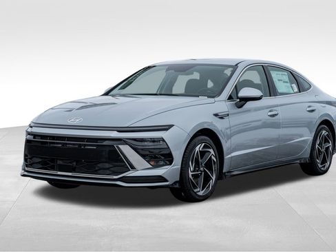 New 2026 Hyundai Sonata SEL image 3