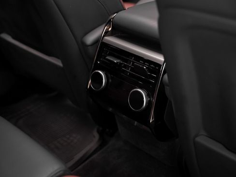 Used 2024 Land Rover Range Rover Sport Dynamic SE AWD/4WD image 69