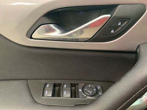 Used 2024 Chevrolet Blazer LT w/ Convenience Package image 21