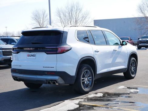 Used 2023 GMC Terrain SLT w/ Infotainment Package II AWD/4WD image 10