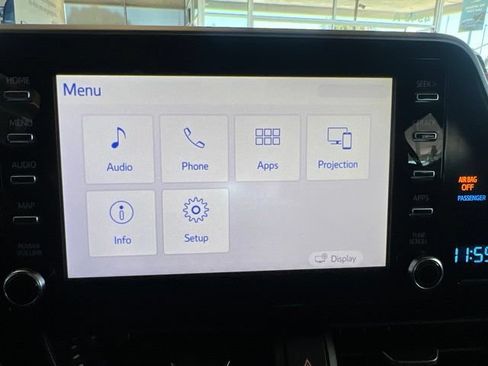 Used 2019 Toyota C-HR XLE FWD image 23