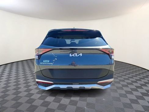 Used 2025 Kia Sportage EX image 5