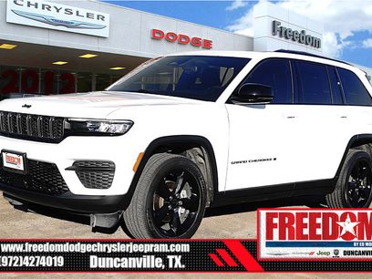 Used 2023 Jeep Grand Cherokee Altitude