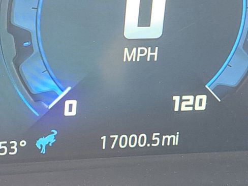 Used 2025 Ford Bronco Badlands image 27